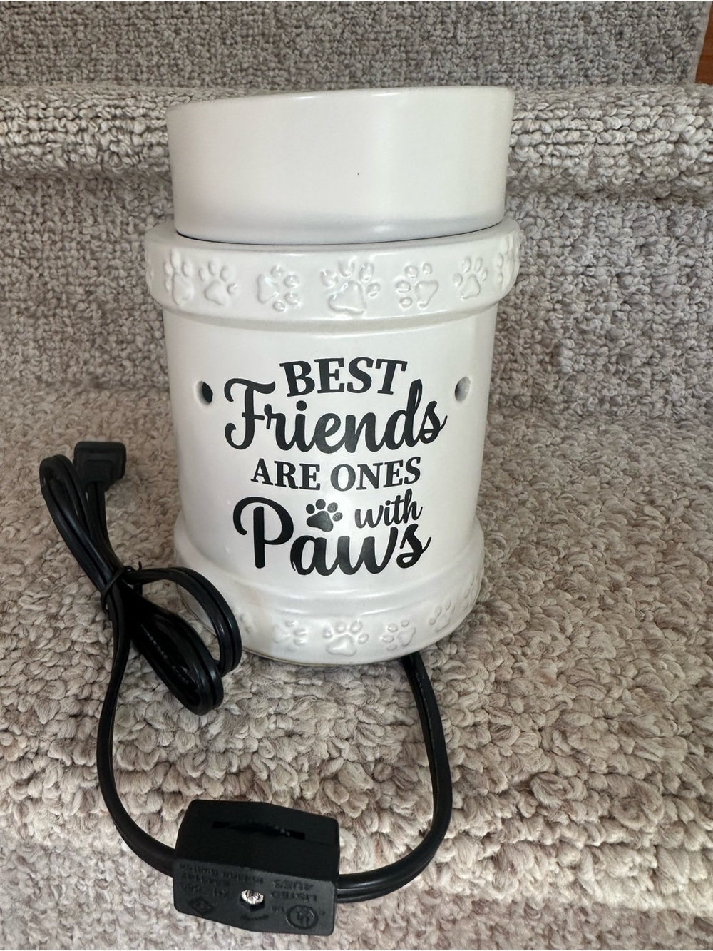 White Ceramic Wax Warmer - "Best Friends Are Ones with Paws"